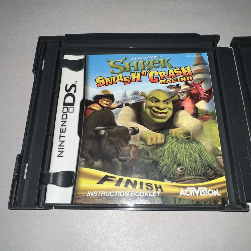 Shrek: Smash n' Crash Racing (Nintendo DS 2007) Excellent Condition Complete CIB
